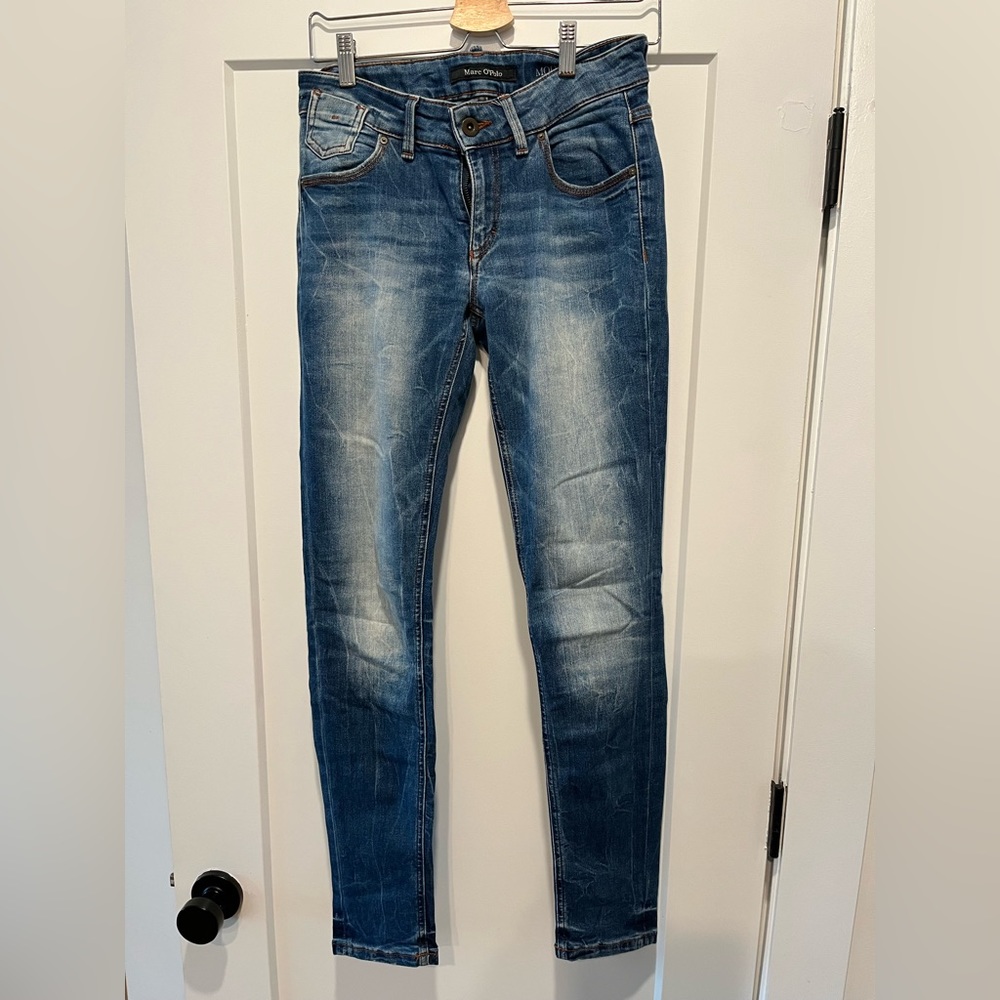 Marc O’Polo distressed women‘s jeans